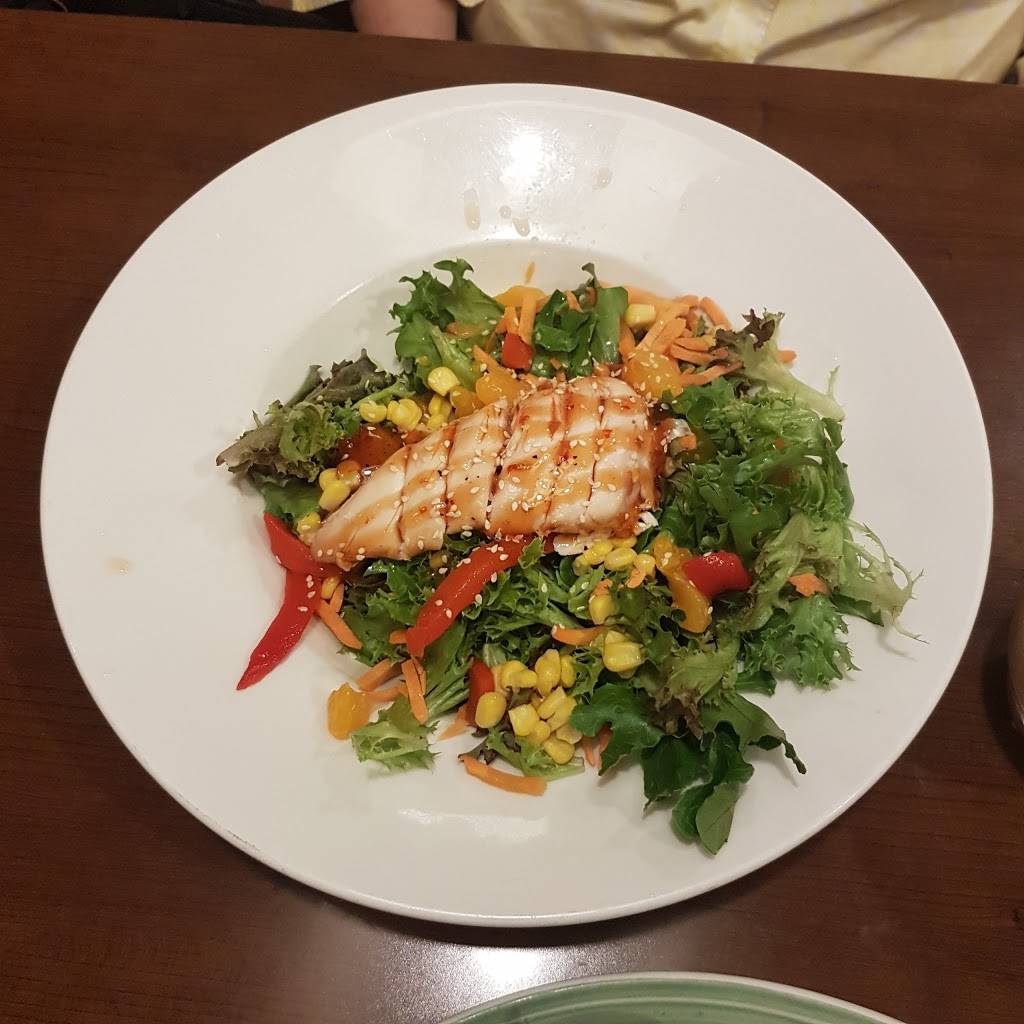 Swiss Chalet | restaurant | 801 York Mills Rd, North York, ON M3B 1X7, Canada | 4164499194 OR +1 416-449-9194