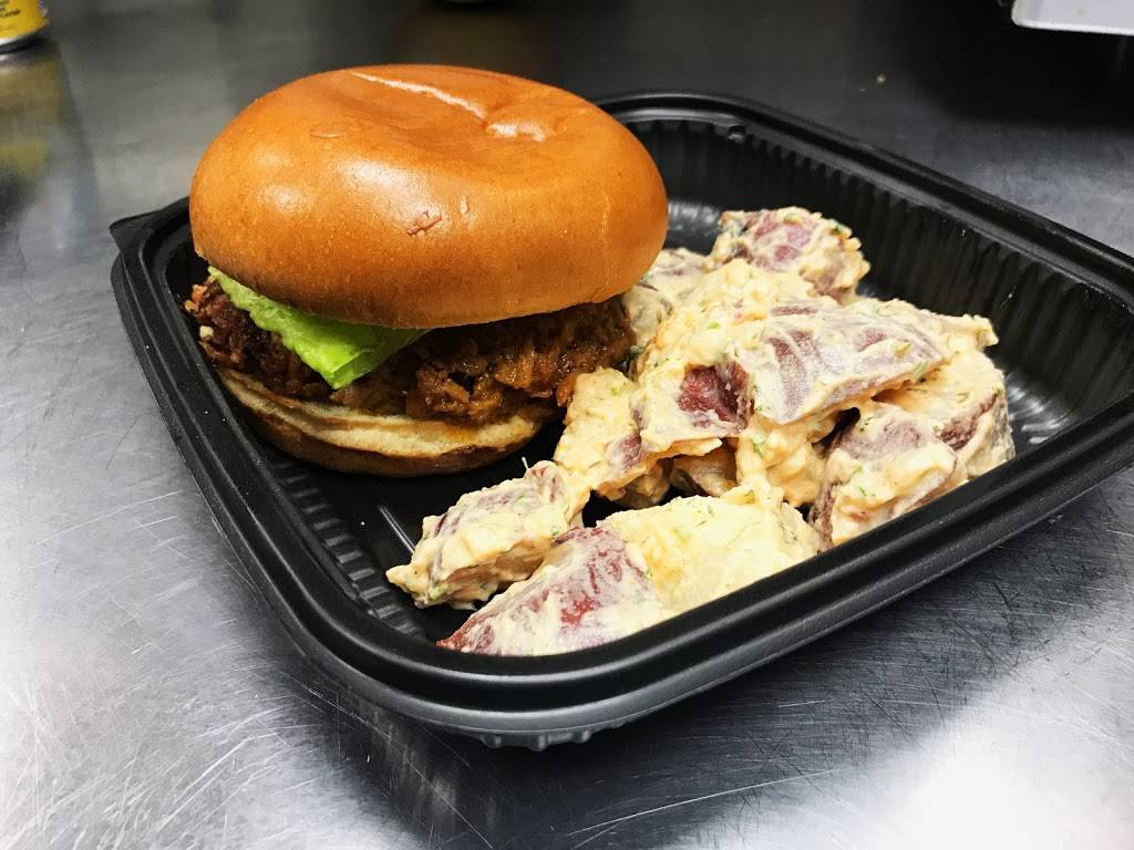 Da Bomb BBQ | restaurant | 744 Broadway, Revere, MA 02151, USA | 7816291497 OR +1 781-629-1497