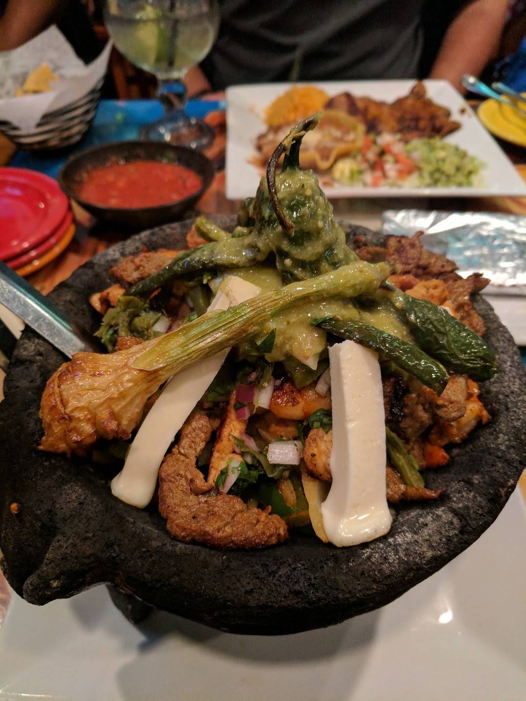 Señor Tequilas | restaurant | 20021 Century Blvd, Germantown, MD 20874, USA | 3015694574 OR +1 301-569-4574