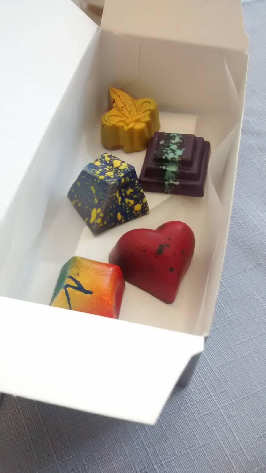 Shenandoah Confections | cafe | 477-E South St, Front Royal, VA 22630, USA | 5406351043 OR +1 540-635-1043