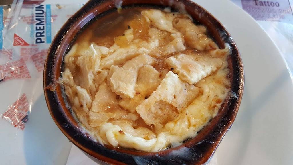 EAST HAVEN VILLAGE FAMILY RESTAURANT | restaurant | 699 Main St, East Haven, CT 06512, USA | 2034695759 OR +1 203-469-5759