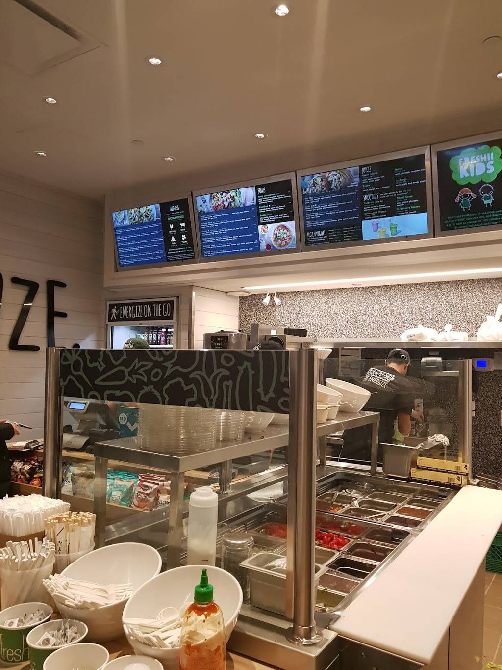 Freshii | restaurant | 4841 Yonge St, North York, ON M2N 5X2, Canada | 4373177929 OR +1 437-317-7929