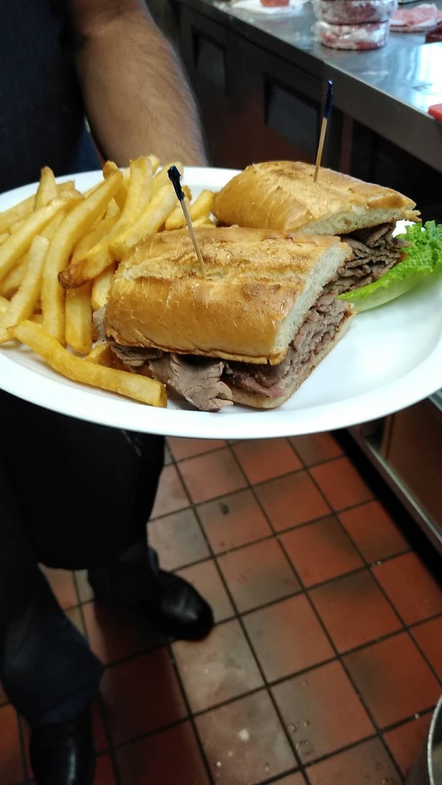 Red Rooster Cafe | restaurant | 9418 Midway b, Durham, CA 95938, USA | 5303439565 OR +1 530-343-9565