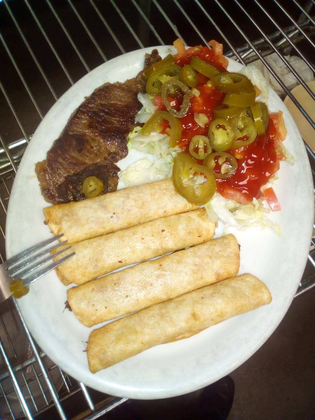 Agave Jaliso Yorktown | restaurant | 951 W Main St, Yorktown, TX 78164, USA | 3614915060 OR +1 361-491-5060