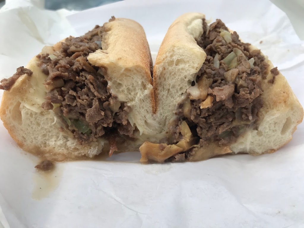 Lulas Deli Corner | meal delivery | 101 W Berkley Ave #2534, Clifton Heights, PA 19018, USA | 4844616900 OR +1 484-461-6900