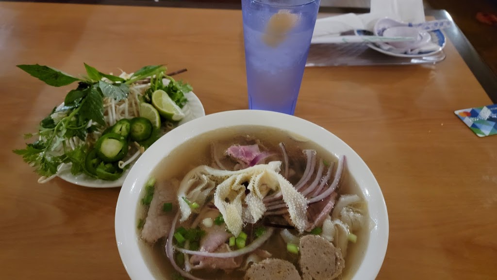 Vietnam Restaurant | restaurant | 4302 Bryan St, Dallas, TX 75204, USA | 2148214542 OR +1 214-821-4542