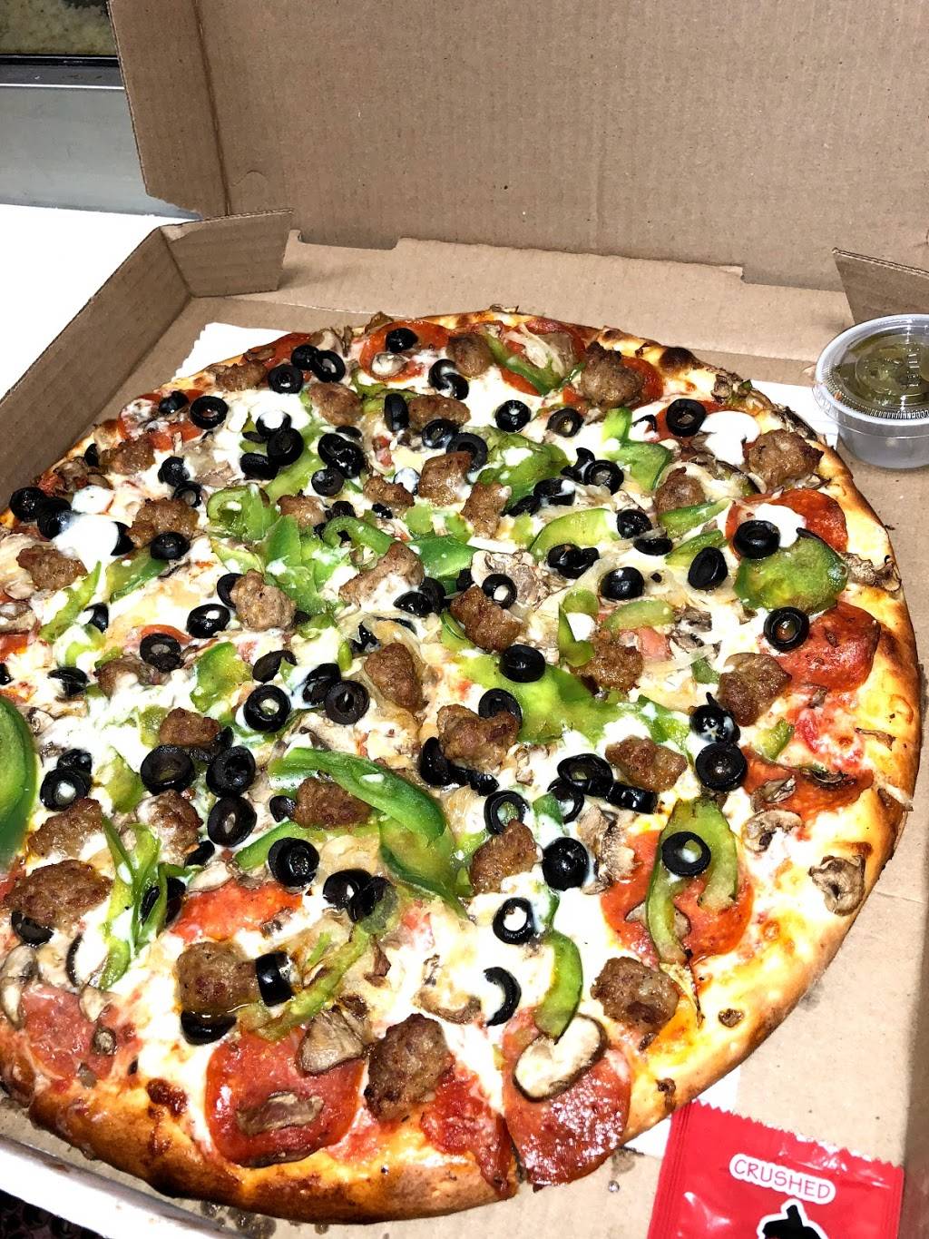 Ricos Pizza | meal delivery | 332 S Glenoaks Blvd, Burbank, CA 91502, USA | 8188469690 OR +1 818-846-9690