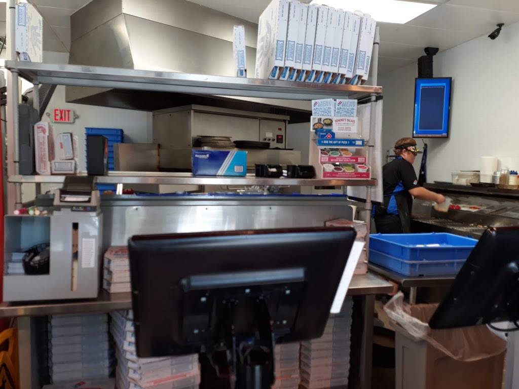 Dominos Pizza | meal delivery | 6548 Lake Worth Rd, Lake Worth, FL 33467, USA | 5614331122 OR +1 561-433-1122