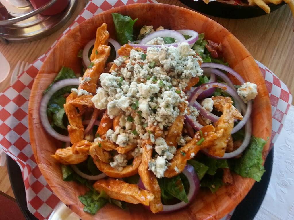 Corner Grill | restaurant | 137 W Main St, Genoa, IL 60135, USA | 8157842233 OR +1 815-784-2233