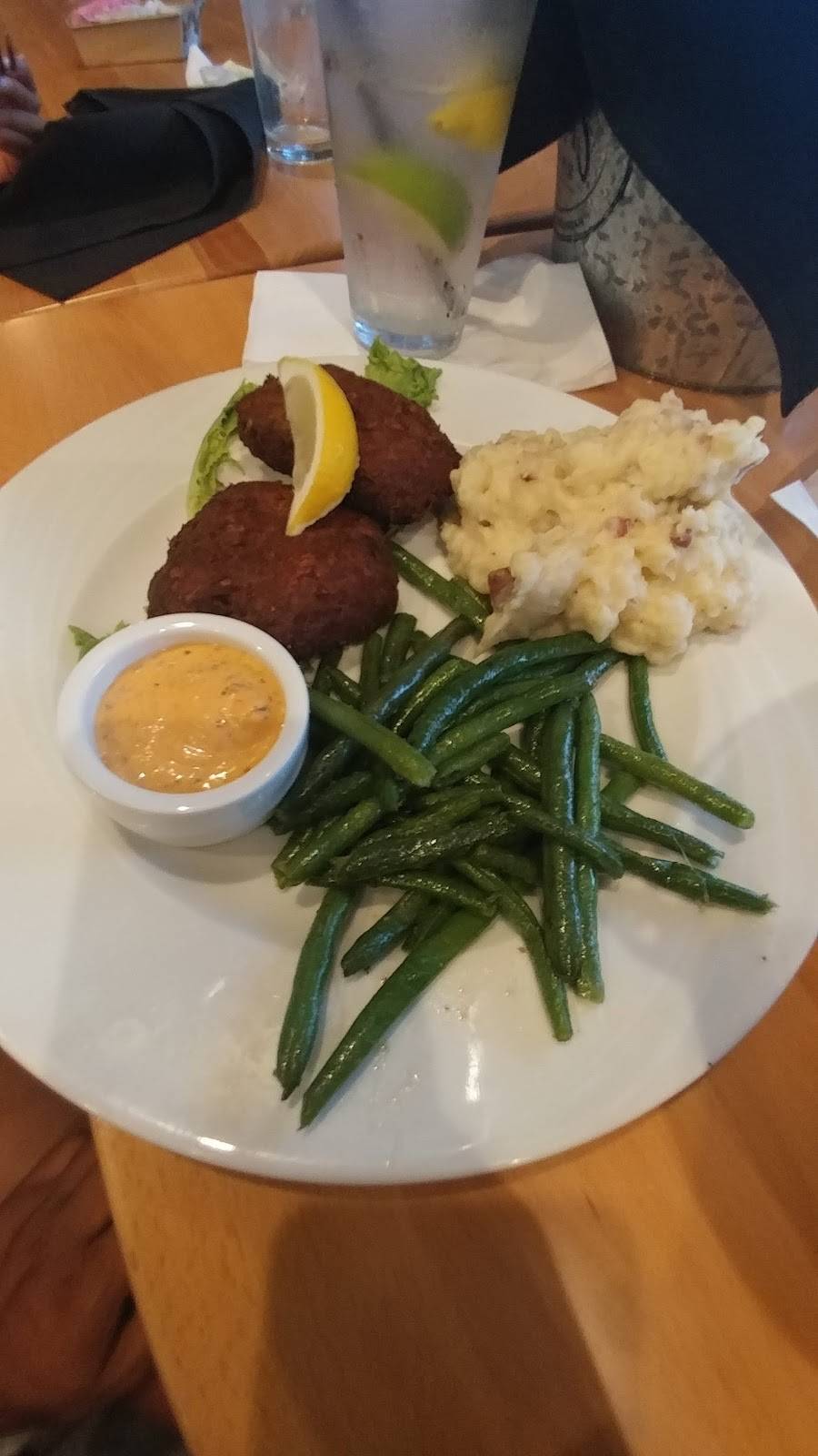 Yummy Crab Seafood Restaurant & Sports Bar | restaurant | 1396 Beach Blvd, Jacksonville Beach, FL 32250, USA | 9048535295 OR +1 904-853-5295