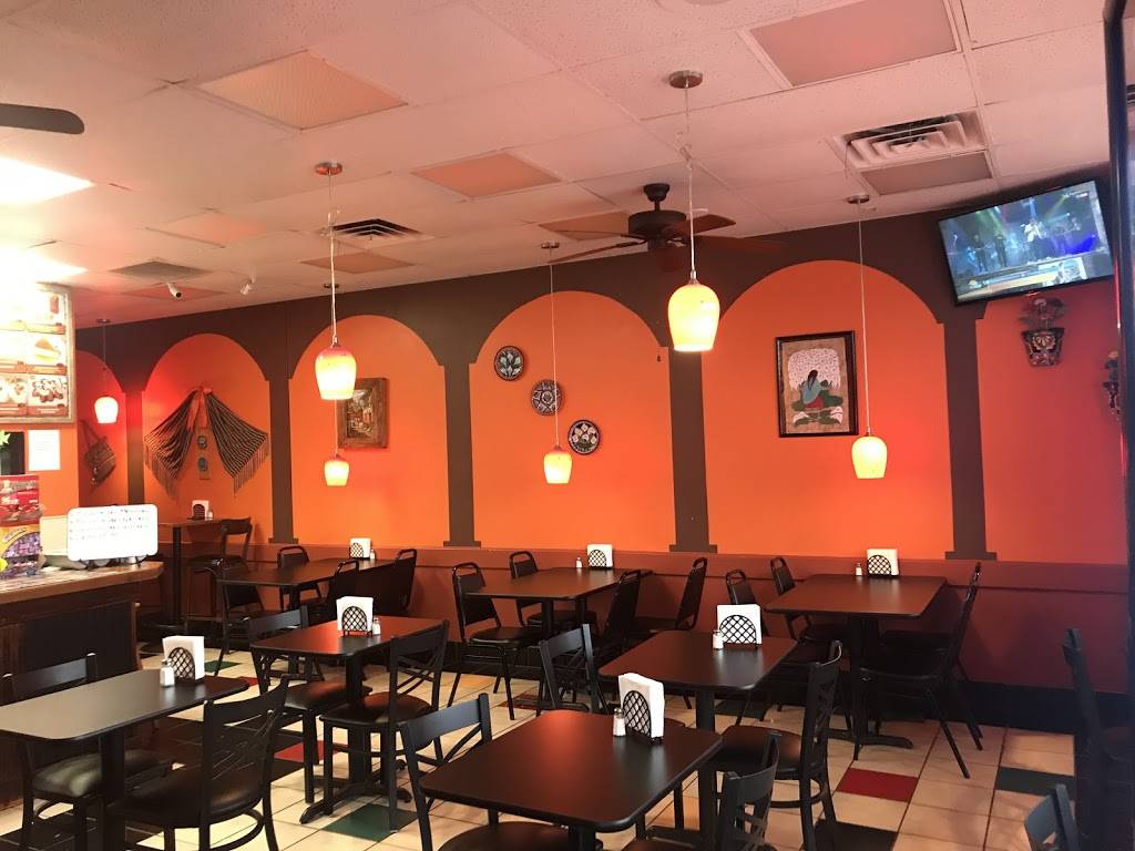 La Casita Mexican Antojitos | restaurant | 4411 W Gate City Blvd #119, Greensboro, NC 27407, USA | 3368255000 OR +1 336-825-5000