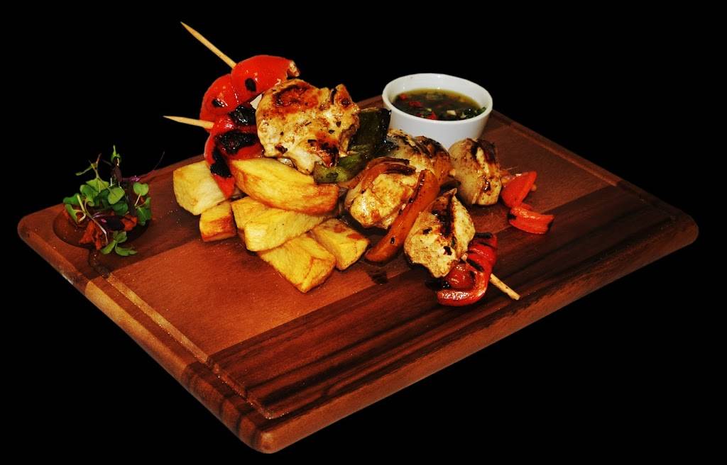 Las Dunas Peruvian Cuisine | restaurant | 9350 Corbin Ave, Northridge, CA 91324, USA | 8188185063 OR +1 818-818-5063