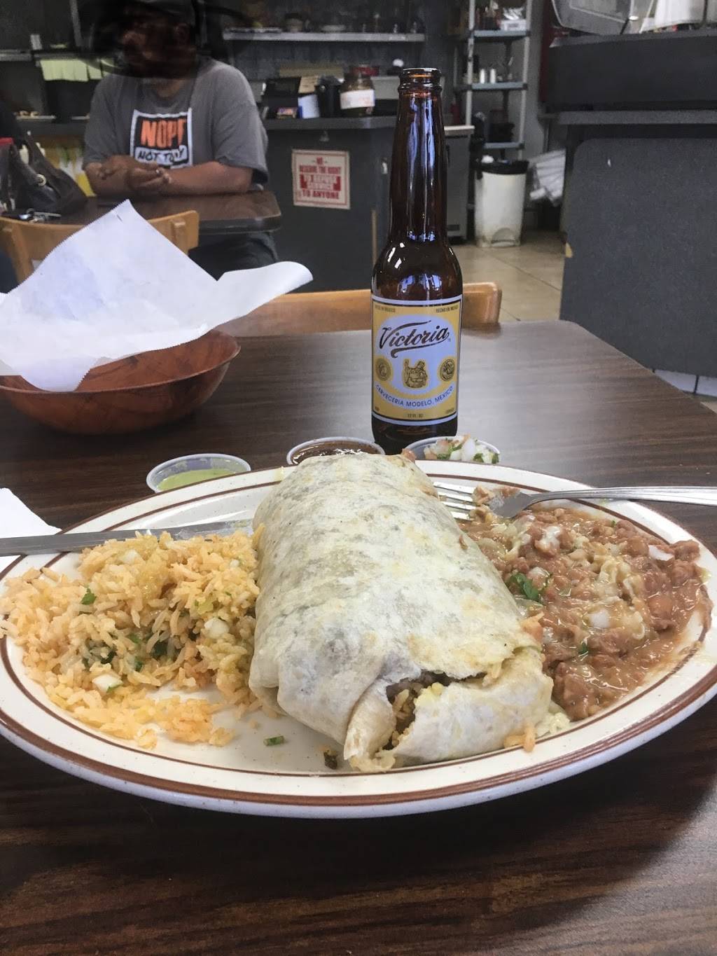 Tacos Y Mariscos Casa Tabares | restaurant | 330 Kern St, Taft, CA 93268, USA | 6617454898 OR +1 661-745-4898