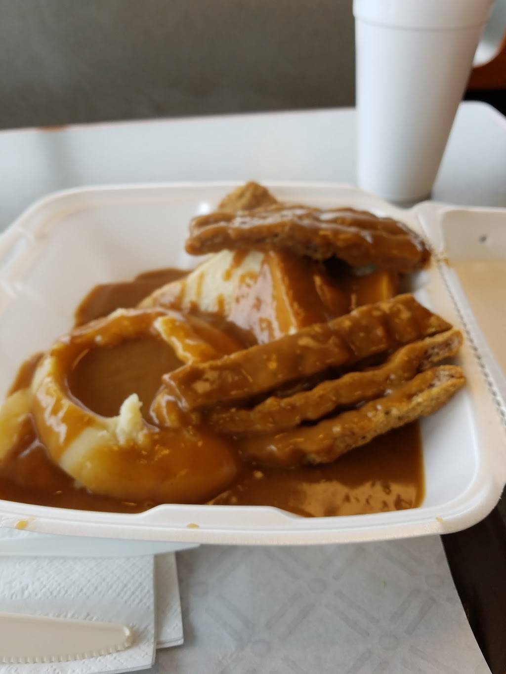 Poor Boy Restaurant | restaurant | 1514 E Court St, Kankakee, IL 60901, USA | 8159391880 OR +1 815-939-1880