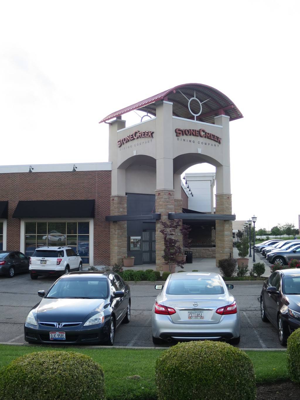 Stone Creek Dining Company - West Chester | restaurant | 6200 Muhlhauser Rd, West Chester Township, OH 45069, USA | 5139422100 OR +1 513-942-2100