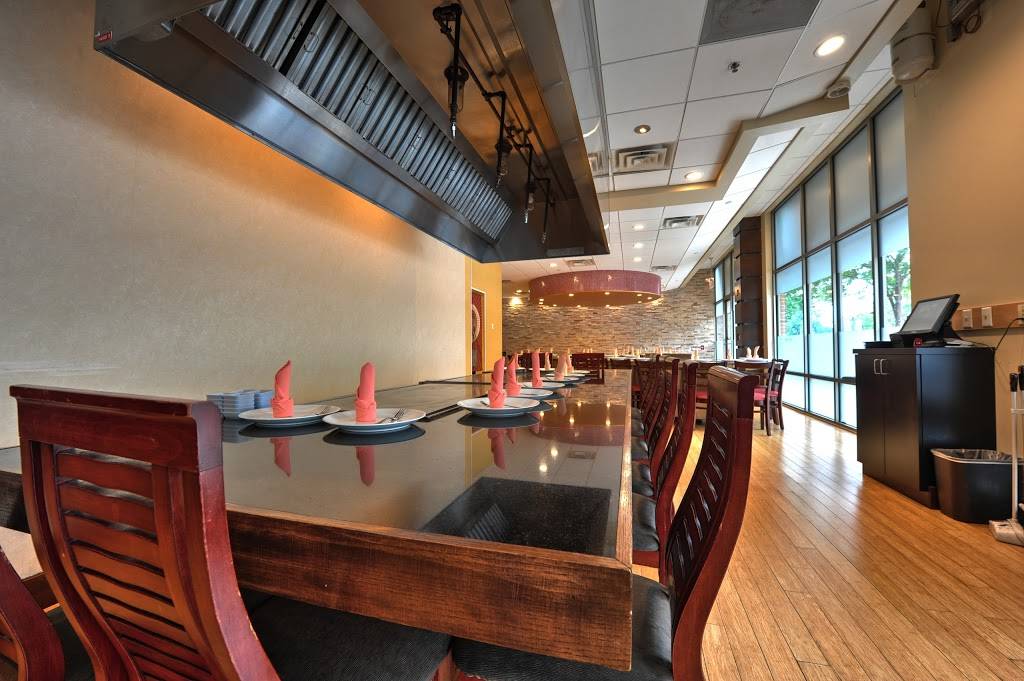 Hayashi Sushi & Grill | restaurant | 11820 Merchants Walk, Newport News, VA 23606, USA | 7572235783 OR +1 757-223-5783