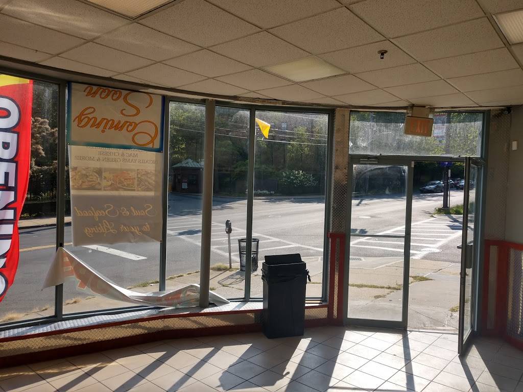 Roclyns Seafood & Soul | restaurant | 665 E Lincoln Ave, Mt Vernon, NY 10552, USA | 9145305882 OR +1 914-530-5882