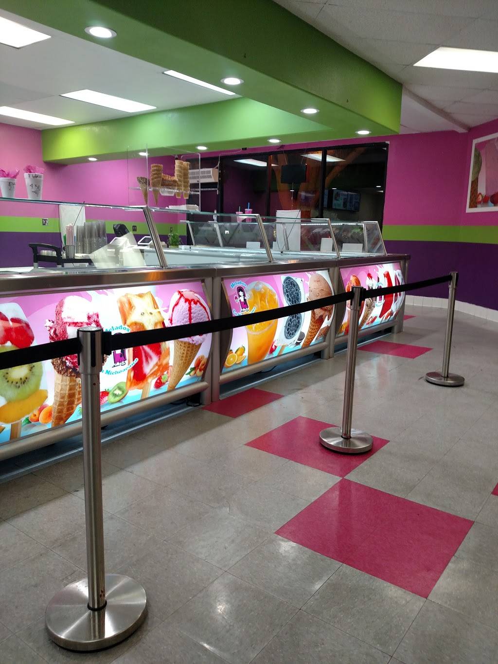 La Michoacana Ice Cream & Snacks | restaurant | 980 Bloomington Ave suite d, Bloomington, CA 92316, USA | 9518472545 OR +1 951-847-2545