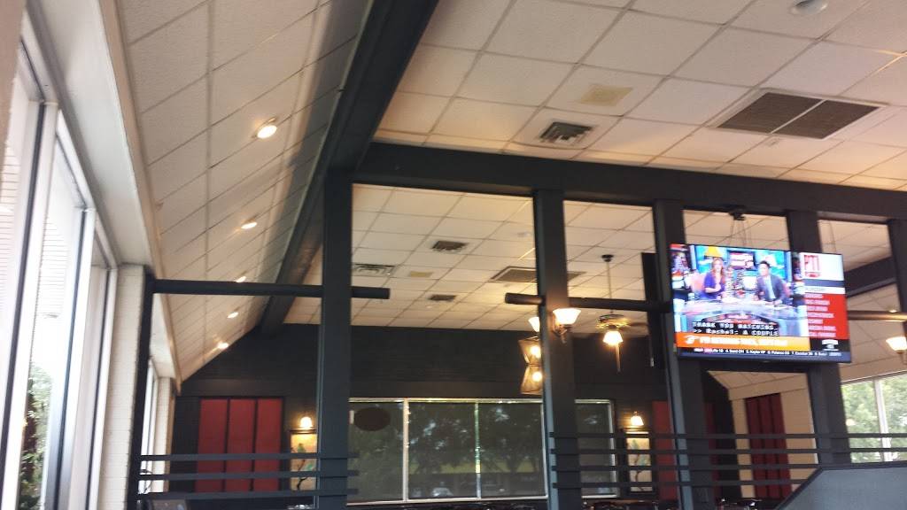 Blue Moon Restaurant | restaurant | 1320 S Broadway, Edmond, OK 73034, USA | 4053403871 OR +1 405-340-3871