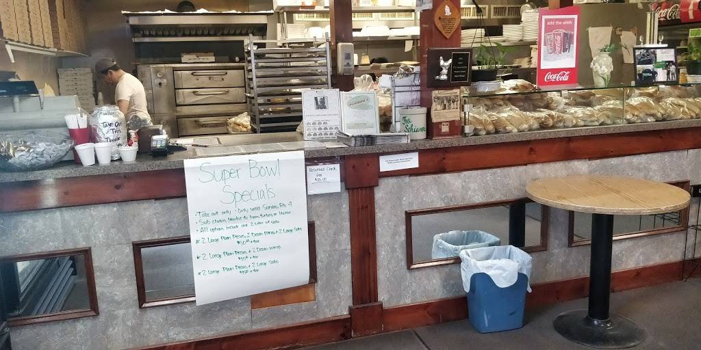 Schianos Italian Restaurant | restaurant | 112 W Market St, Berrysburg, PA 17005, USA | 7173621389 OR +1 717-362-1389