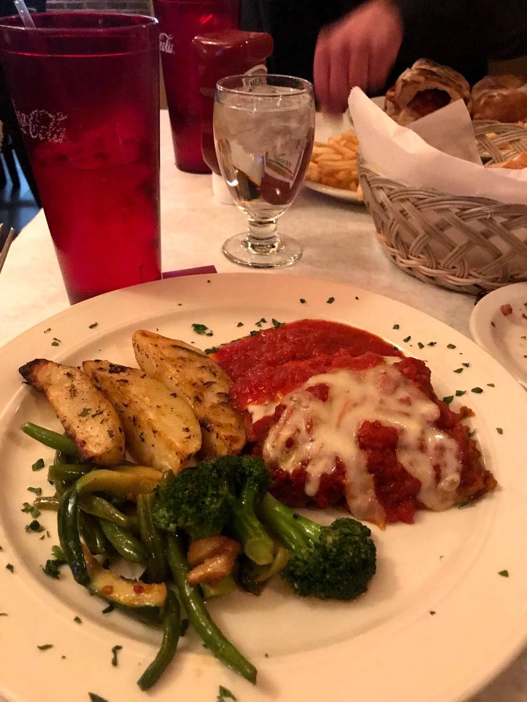 Bella Mama Rose | restaurant | 266 Morningstar Rd, Staten Island, NY 10303, USA | 7189810545 OR +1 718-981-0545