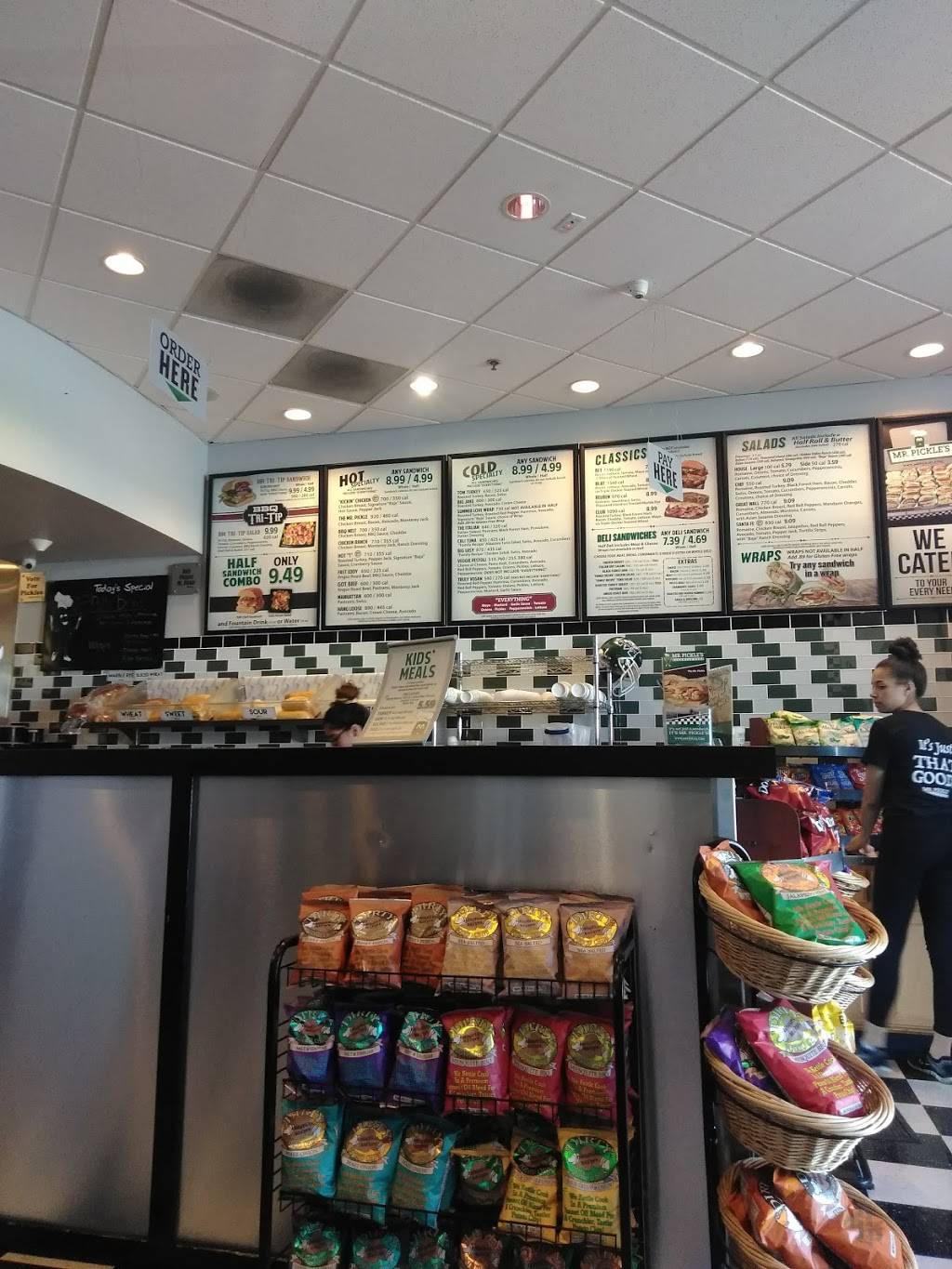 Mr. Pickles Sandwich Shop | restaurant | 1456 Hulsey Way, Manteca, CA 95336, USA | 2098257553 OR +1 209-825-7553