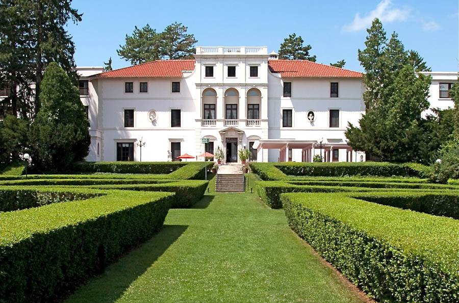 Geneva On The Lake Boutique Resort Hotel | restaurant | 1001 Lochland Rd, Geneva, NY 14456, USA | 3157897190 OR +1 315-789-7190