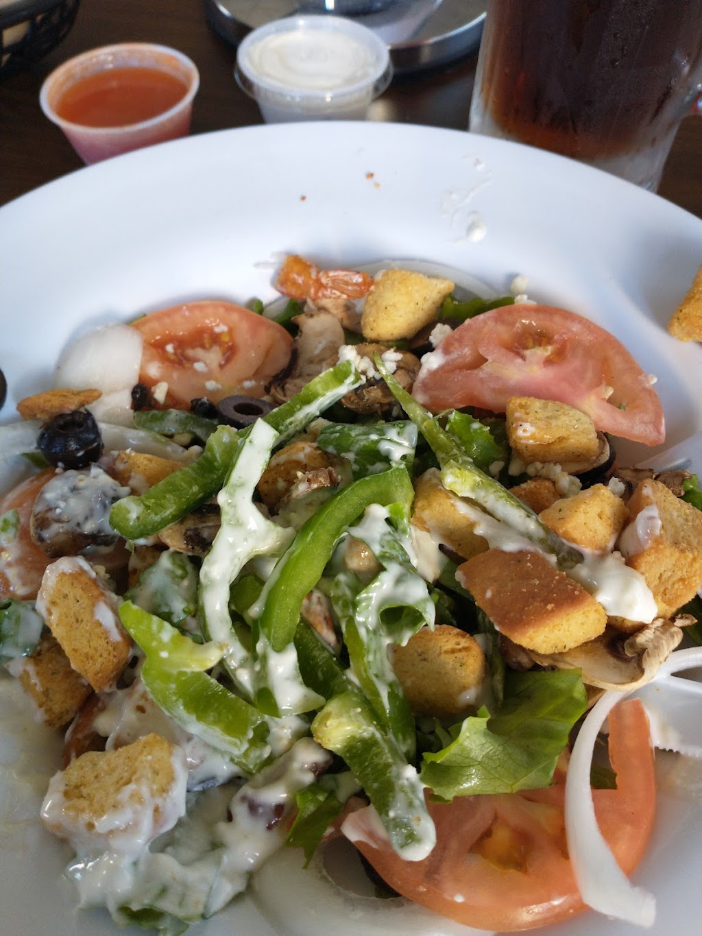 JC Wing Company / Famous Original Louies New York Pizzeria | restaurant | 2597 N US Hwy 77 Suite A, San Benito, TX 78586, USA | 9562764107 OR +1 956-276-4107