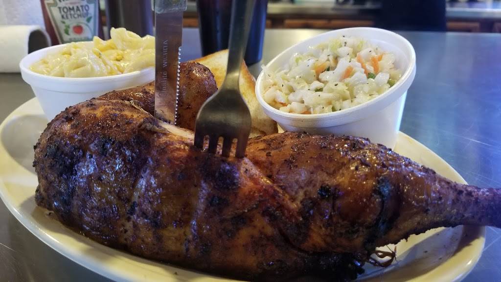 Sammies Bar-B-Q | restaurant | 3801 E Belknap St, Fort Worth, TX 76111, USA | 8178341822 OR +1 817-834-1822