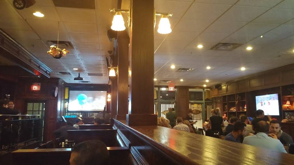 Magwyers Pub | restaurant | 105 Bayly St W, Ajax, ON L1S 7K7, Canada | 9054268877 OR +1 905-426-8877