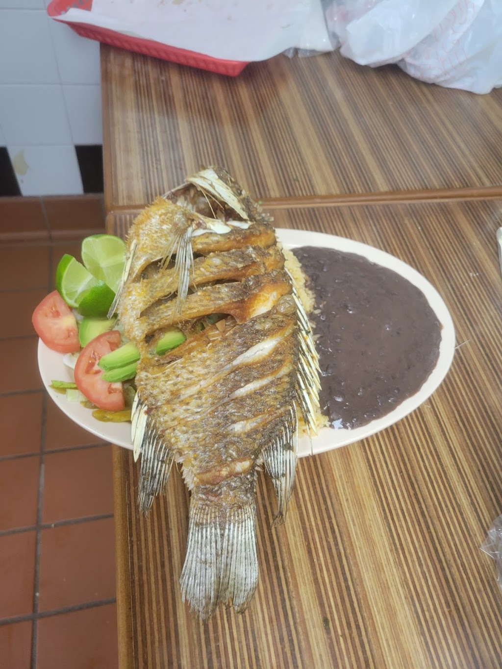 EL Sabrocito | restaurant | 2101 E Market St, Greensboro, NC 27401, USA | 3367635336 OR +1 336-763-5336