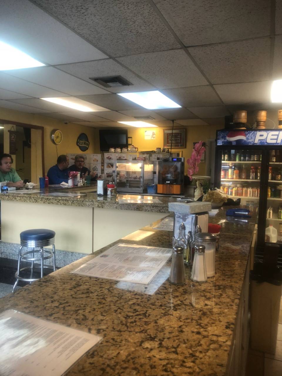 Pablos Cafe | cafe | 8061 NW 66th St, Miami, FL 33166, USA | 3055923741 OR +1 305-592-3741