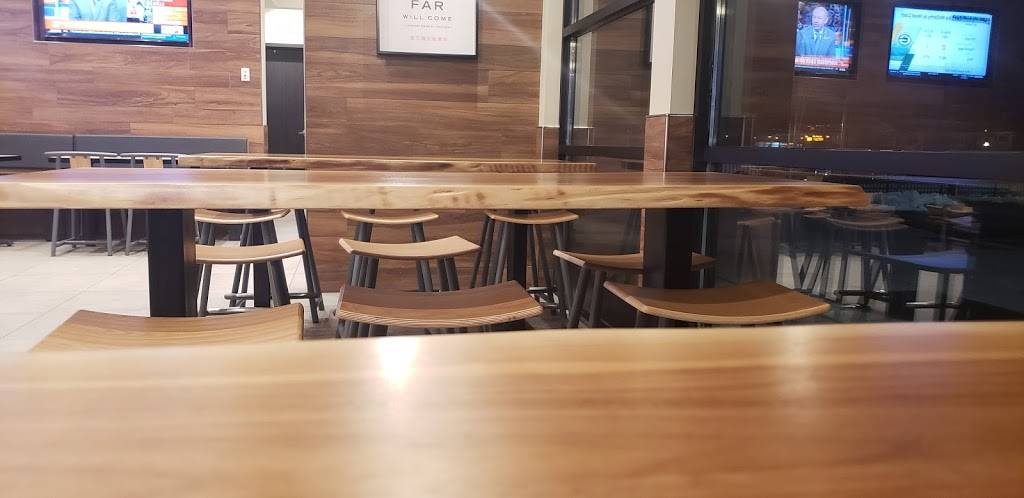 Panda Express | restaurant | 1010 Ogden Ave, Downers Grove, IL 60515, USA | 6309638686 OR +1 630-963-8686