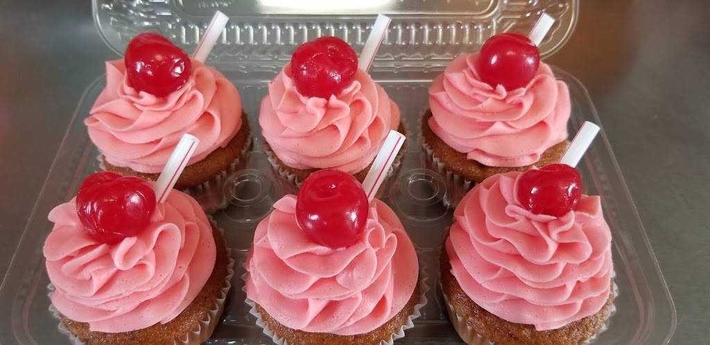 Heathers Custom Cakes | restaurant | 970 W Broadway St, Bradley, IL 60915, USA | 8153044181 OR +1 815-304-4181