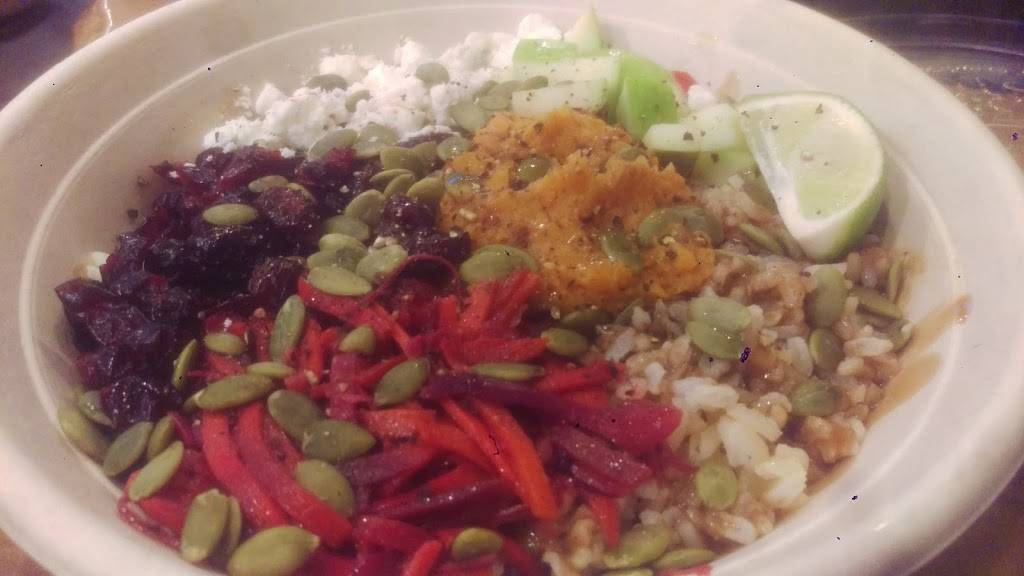 Freshii | restaurant | 208 Queens Quay W, Toronto, ON M5J 2Y5, Canada | 4373171400 OR +1 437-317-1400