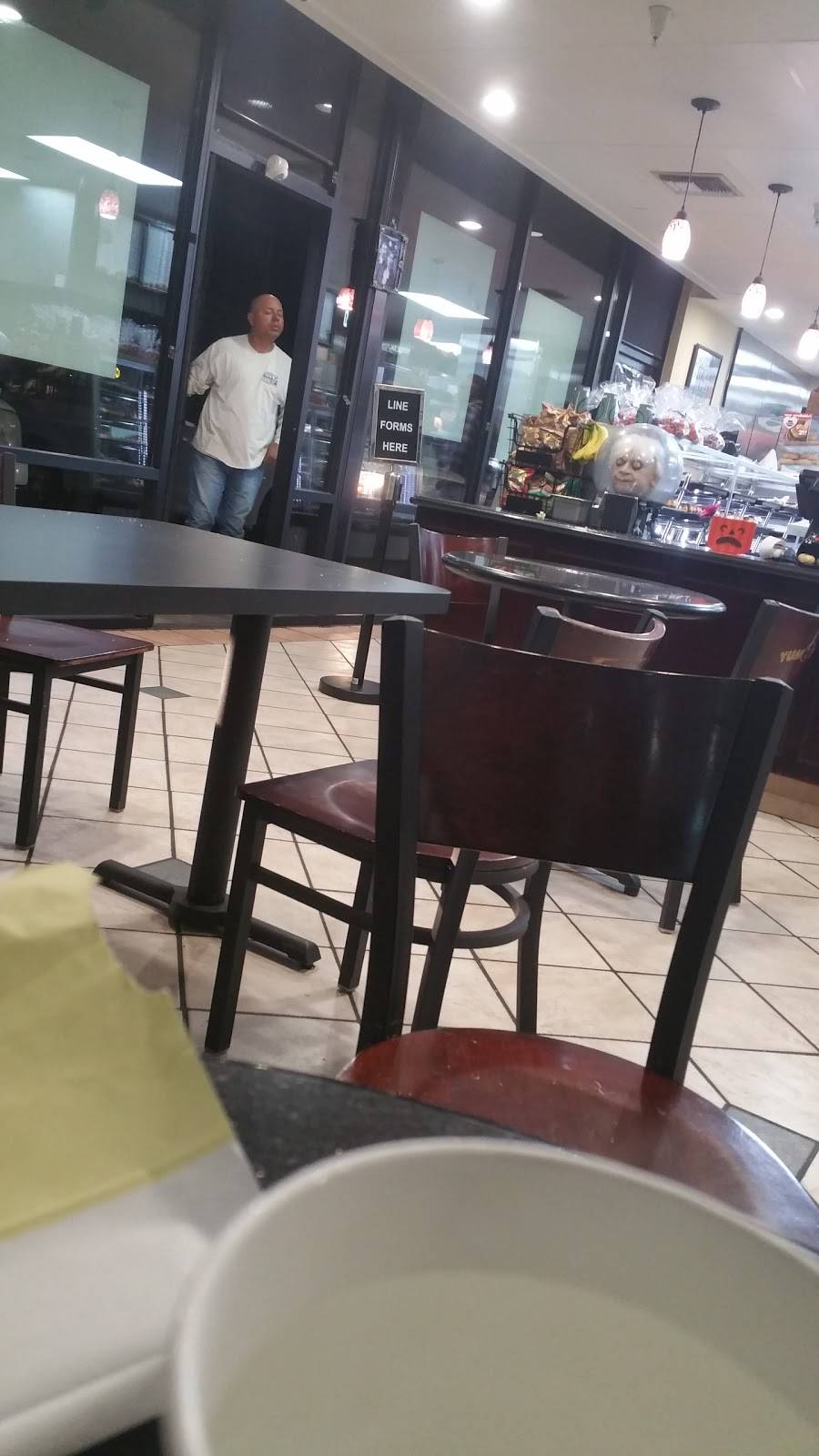 Yum Yum Donuts | cafe | 16530 Soledad Canyon Rd, Canyon Country, CA 91351, USA | 6612529992 OR +1 661-252-9992