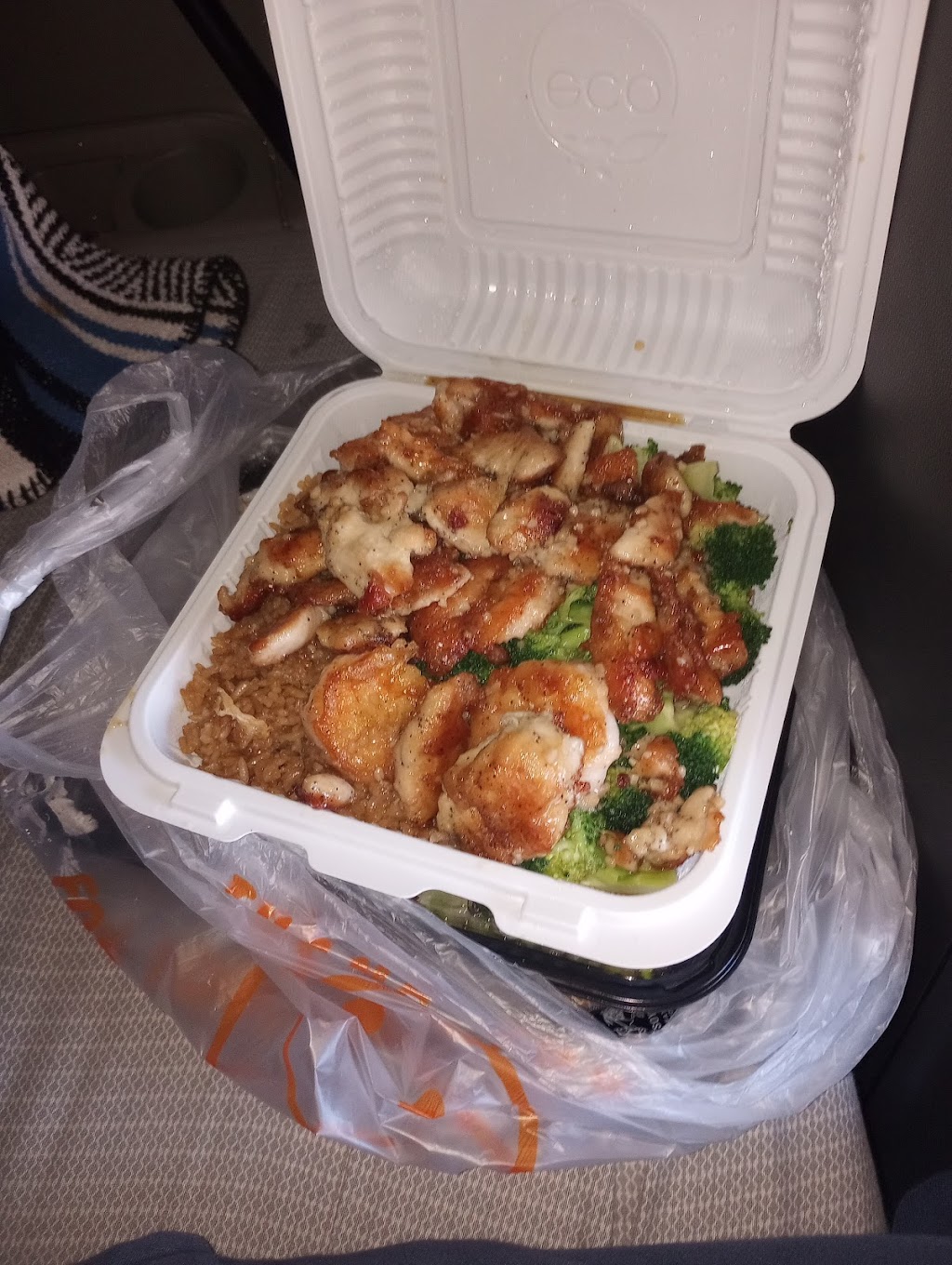 Sakura Express | restaurant | 6049 Oxon Run Dr, Hillcrest Heights, MD 20748, USA | 2404937661 OR +1 240-493-7661