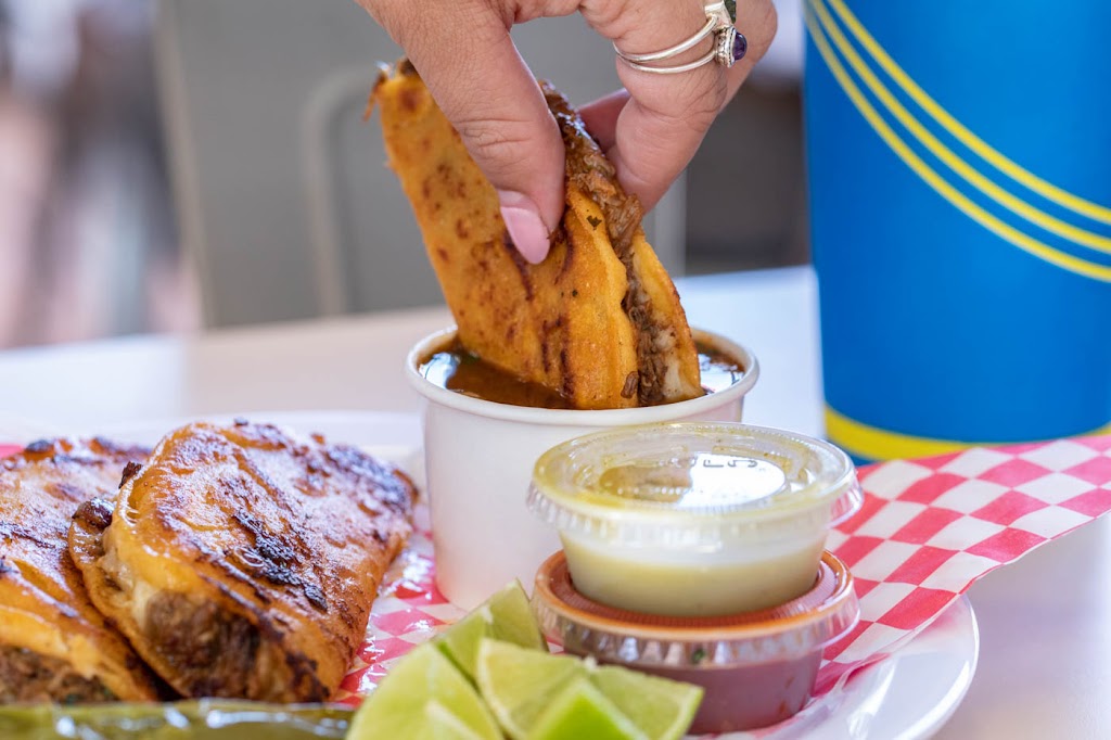 Tacos El Goloso | restaurant | 500 CA-1, Hermosa Beach, CA 90254, USA | 4242759757 OR +1 424-275-9757