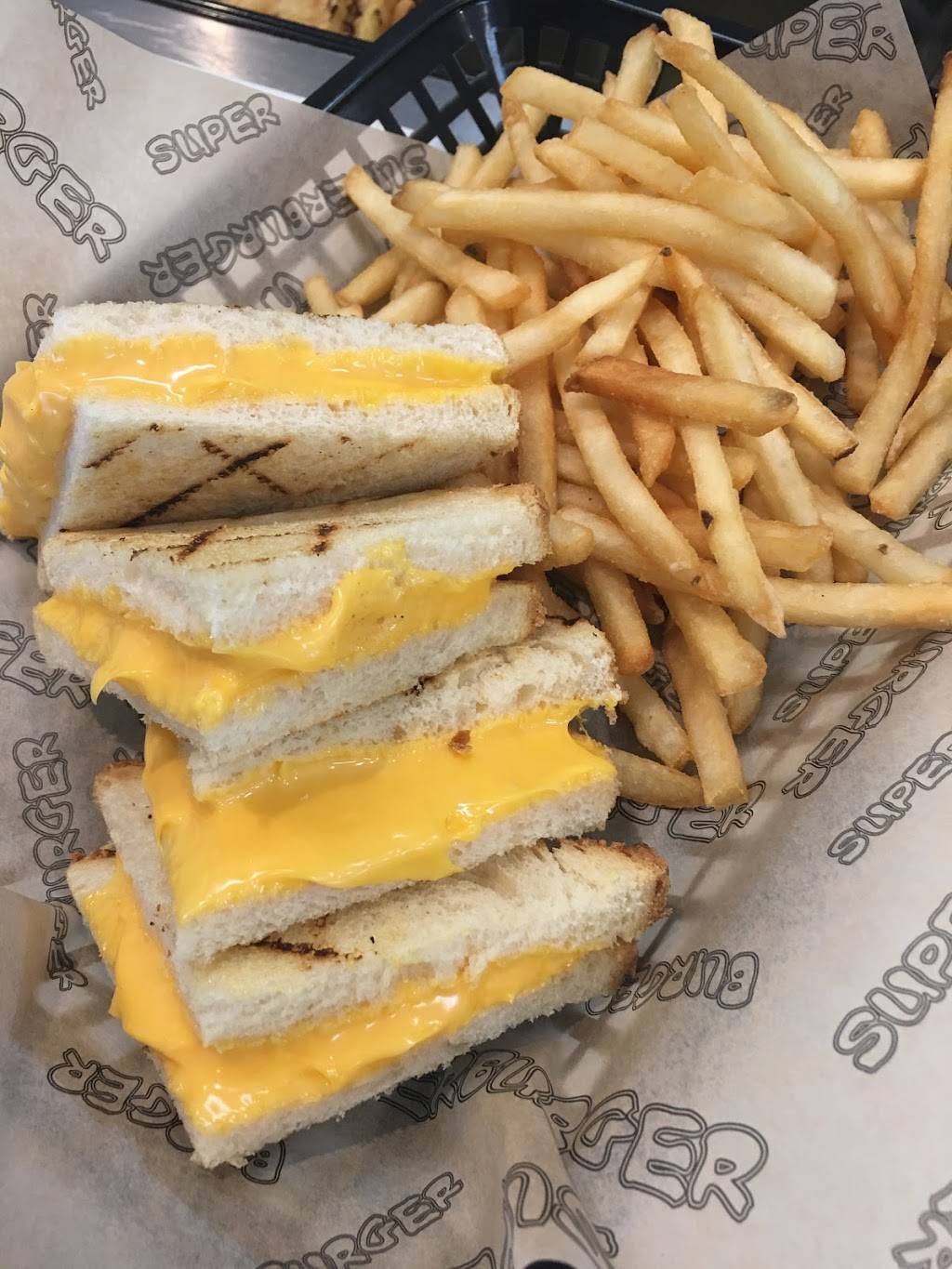 Superburger | restaurant | 750 Stony Point Rd Suite A-190, Santa Rosa, CA 95407, USA | 7078433041 OR +1 707-843-3041