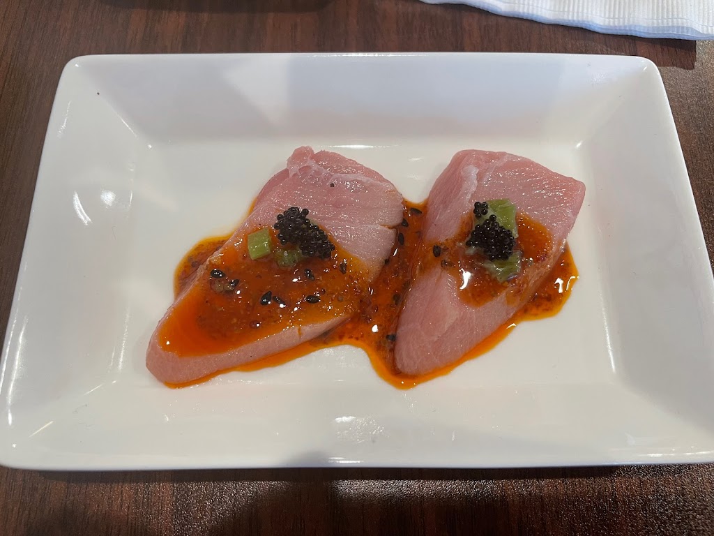 Sushi Moto | restaurant | 251 N Bell Blvd #105, Cedar Park, TX 78613, USA | 5124284026 OR +1 512-428-4026