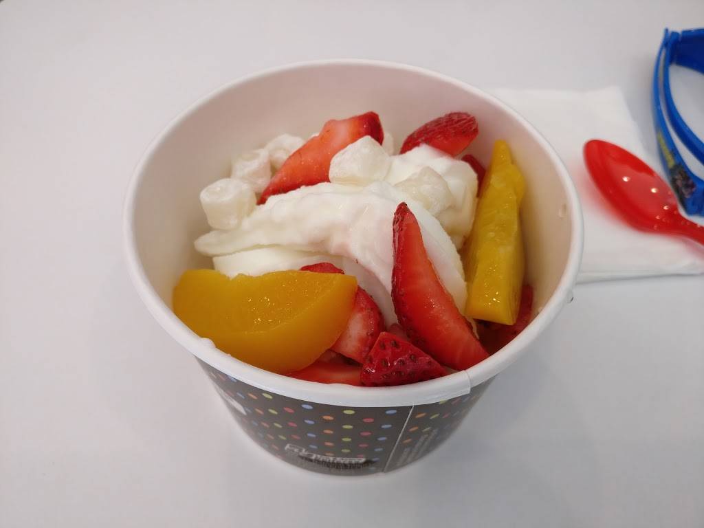 Red Mango | restaurant | 42-23 Bell Blvd, Queens, NY 11361, USA | 7183525000 OR +1 718-352-5000