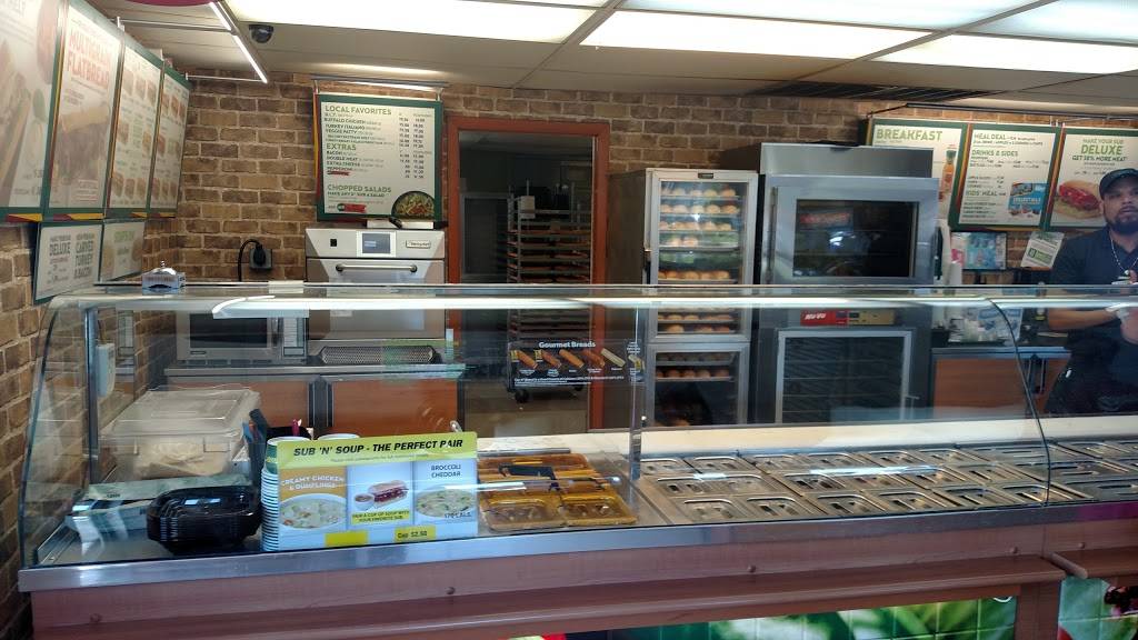 Subway Restaurants | restaurant | 867 Ulster Ave, Kingston, NY 12401, USA | 8453313991 OR +1 845-331-3991