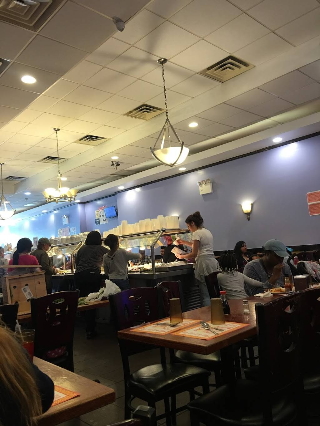 Merryland Buffet | restaurant | 325 E 149th St, Bronx, NY 10451, USA | 7189933608 OR +1 718-993-3608