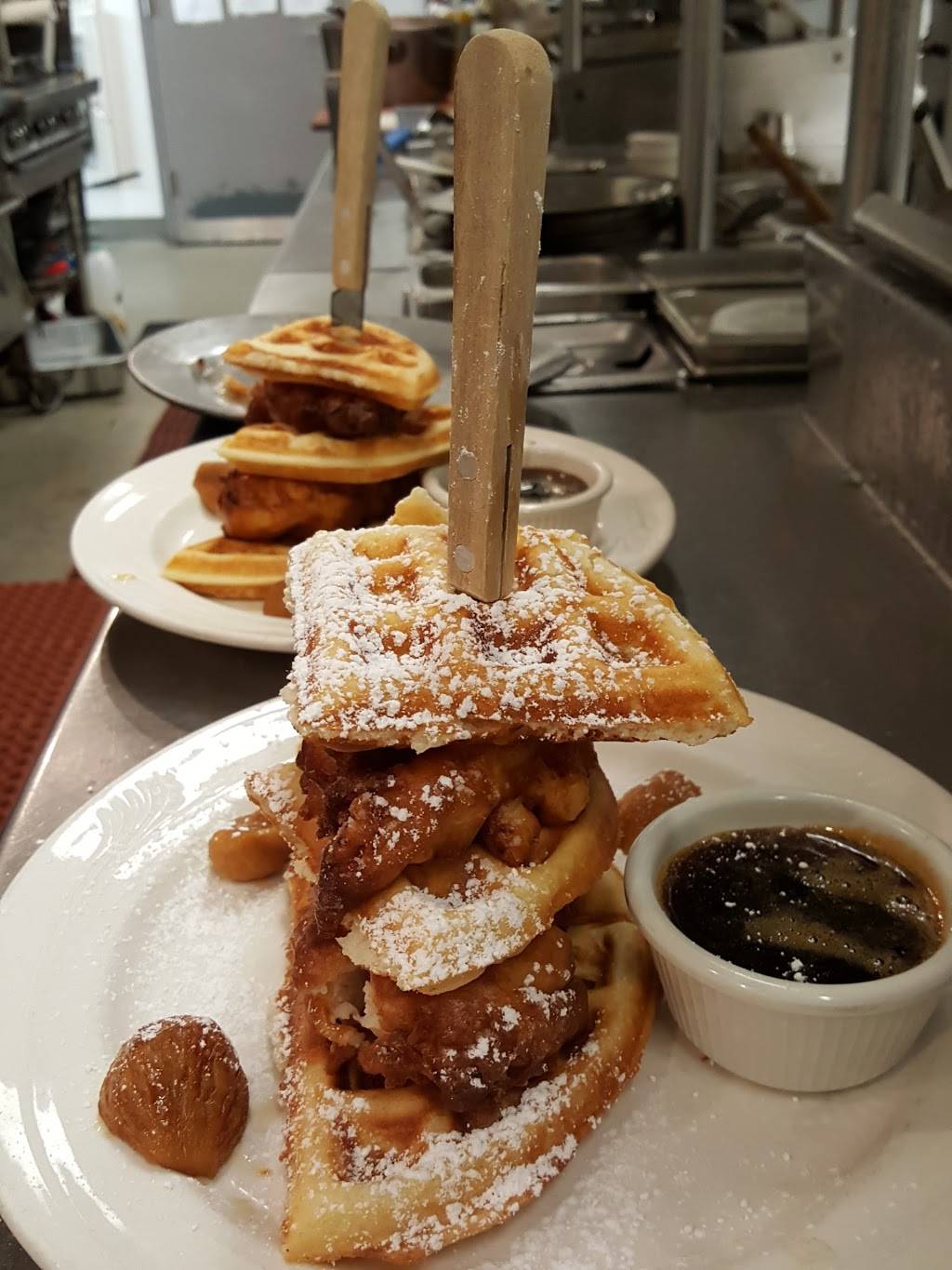 Mister Cs Beach Bistro | restaurant | Allen Avenue On The Ocean, Allenhurst, NJ 07711, USA | 7325313665 OR +1 732-531-3665