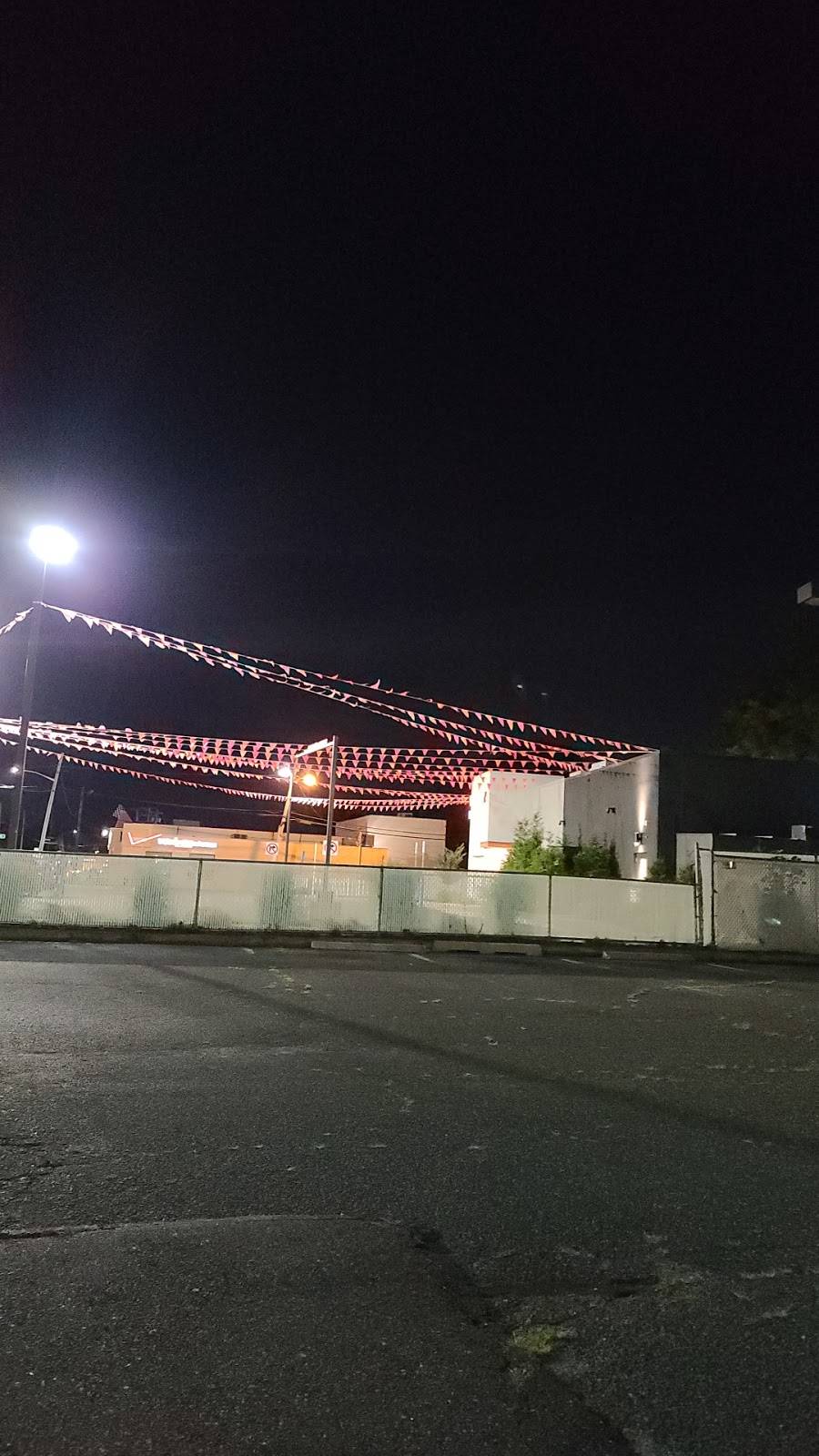 KFC | restaurant | 320 Montauk Hwy, Lindenhurst, NY 11757, USA | 6312259482 OR +1 631-225-9482