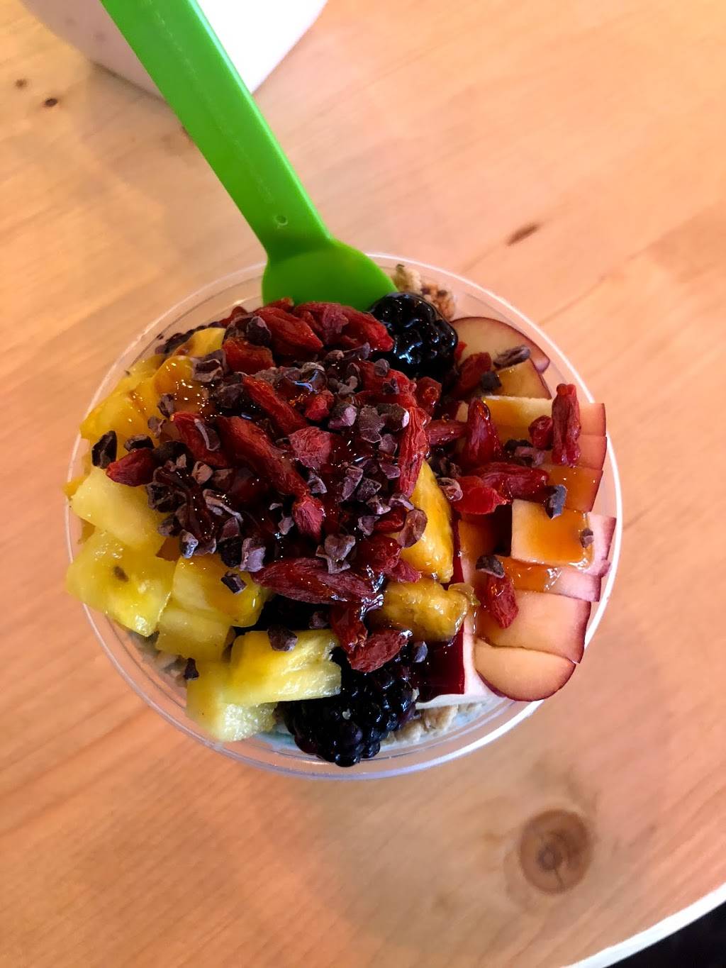 Jugo Juicery | restaurant | 23718 I-10 Ste 106, San Antonio, TX 78257, USA | 2104765045 OR +1 210-476-5045