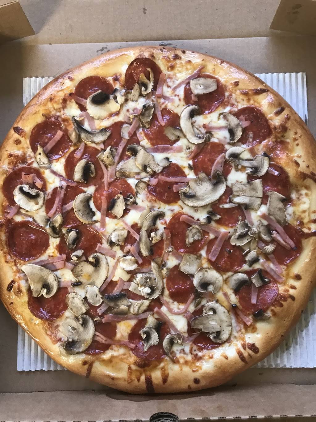 Komos Pizza | meal delivery | 424 W Chisholm St, Alpena, MI 49707, USA | 9893548412 OR +1 989-354-8412