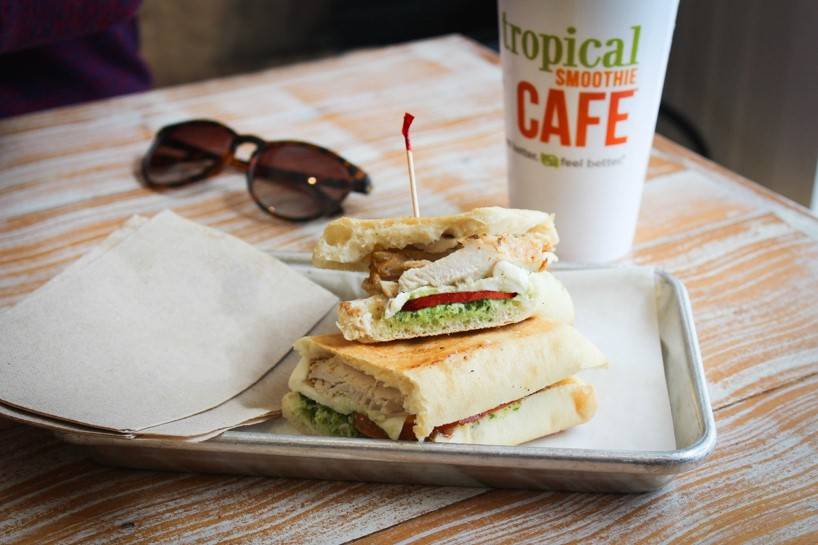 Tropical Smoothie Cafe | restaurant | 3610-G King St, Alexandria, VA 22302, USA | 5719700126 OR +1 571-970-0126