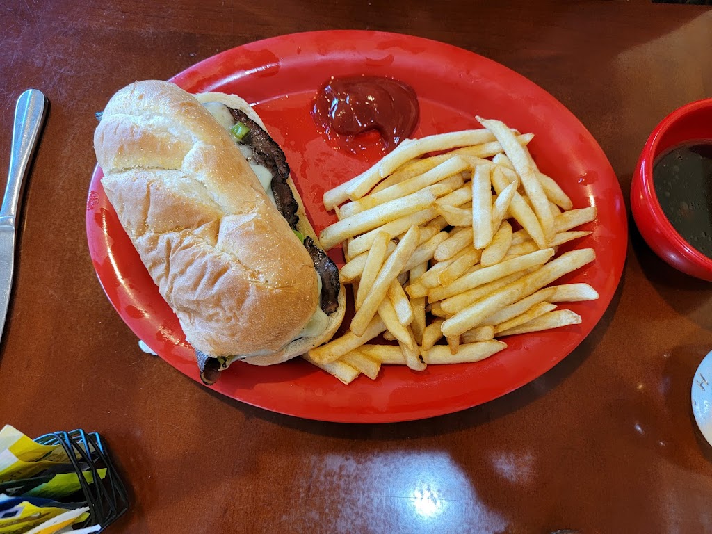 Tippy cow cafe | restaurant | 279 E Airport Rd, Billings, MT 59105, USA | 4065343599 OR +1 406-534-3599