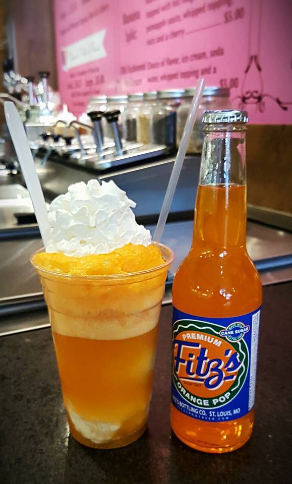 Odessa Creamery | restaurant | 209 S 2nd St, Odessa, MO 64076, USA | 8166532198 OR +1 816-653-2198